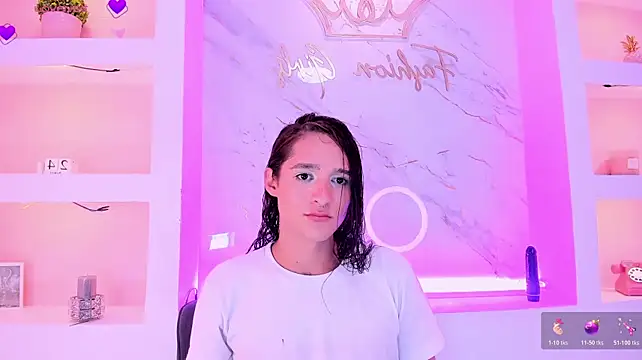 CandyDance1_ XXX чат на живо