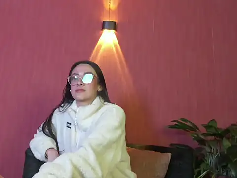 Czat XXX na żywo – desiring_angel_