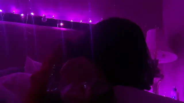 cum2medaddy2 即時 XXX 聊天