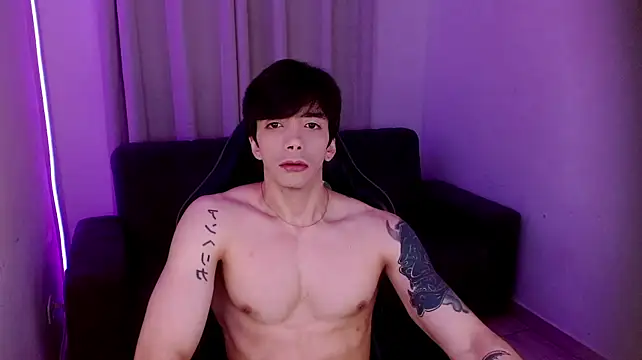 H3ll_B0I 现场XXX聊天