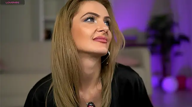 CataleyaKirk's Live XXX Chat