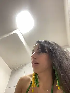 Chatroom XXX en direct de sweetwanda