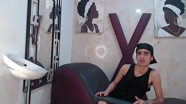 GOLDEN_BOSS Live XXX-Chat