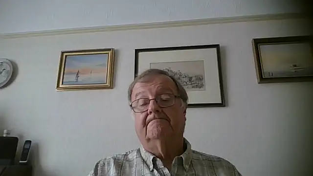 llew88 live XXX chat