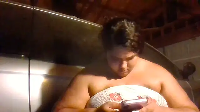 1n0nlythroat's Webcam Show