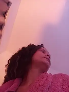 Ariasmithog Live XXX-Chat