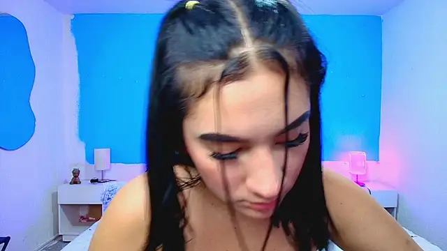 roses_little_'s Live XXX Chat