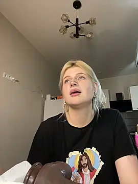 Chatroom XXX en direct de DriveThruCiri
