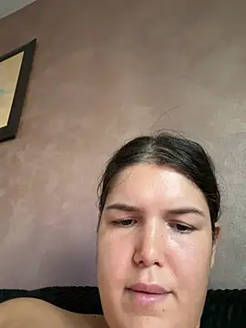 BettyyBlue Chat XXX in diretta