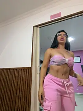 Czat XXX na żywo – Noa_rousse01