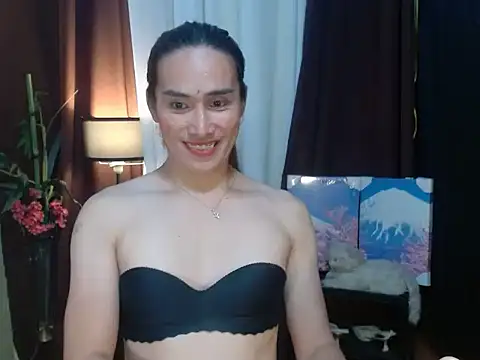 HornyKerujieTrans' Live XXX Chat