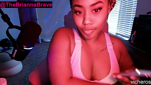 BriannaBraveのライブXXXチャット