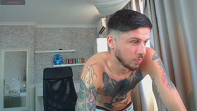 JonahShaw 라이브 XXX 채팅