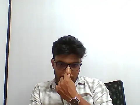 Chat +18 de Alphamustha ao vivo