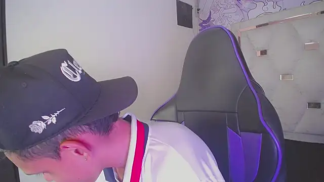 Онлайн чат XXX Asher_athlets