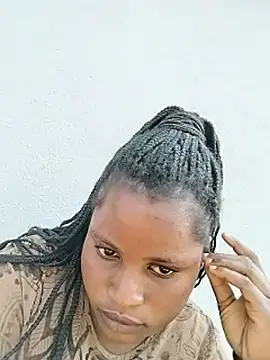 Chat XXX en directo de JuicyHoney_01