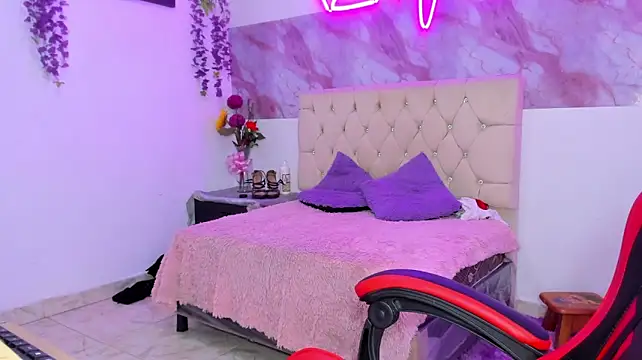 צ'אט XXX בשידור חי של _1Noah_