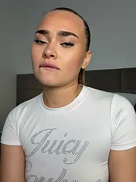 Czat XXX na żywo – MonicaWestt