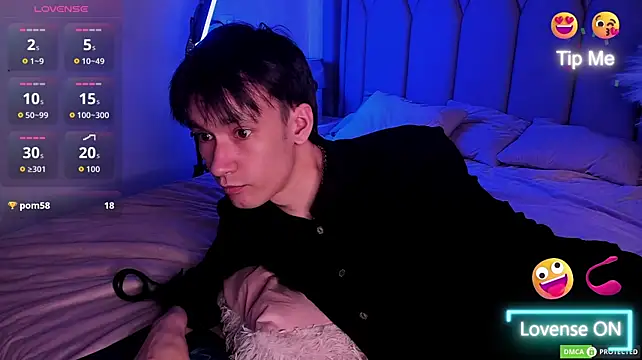 CalvinChapman's Live XXX Chat