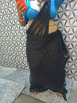 AADHIRA_Tamil_Mallu 现场XXX聊天