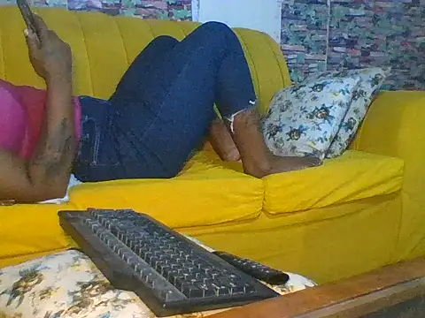 sherry_anne Adlı Modelin Canlı XXX Sohbeti