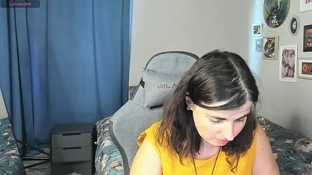 MartaEdams' Live XXX Chat