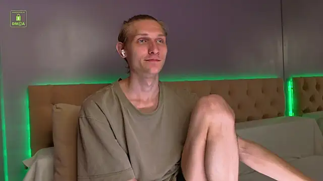 Fred_benson – Naživo XXX chat