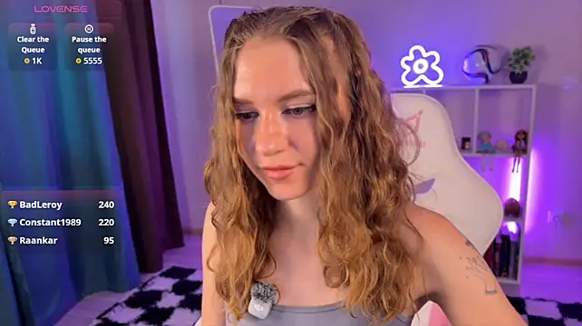 Chatroom XXX en direct de KellySunn