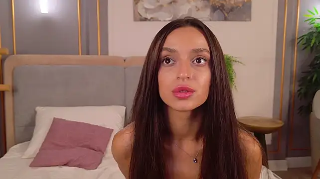 AdoraCortes Adlı Modelin Canlı XXX Sohbeti