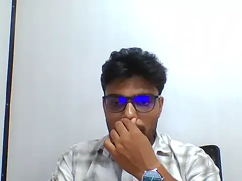 Alphamustha 现场XXX聊天
