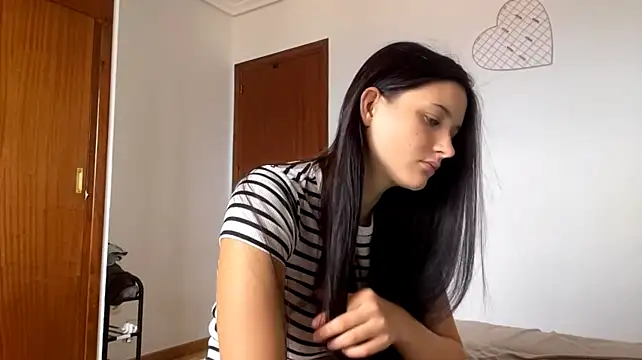 RoseDiebol live XXX chat