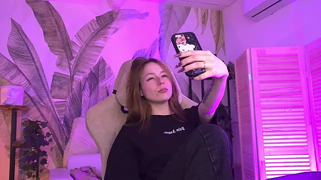 XXX chat uživo modela DamnWitchh