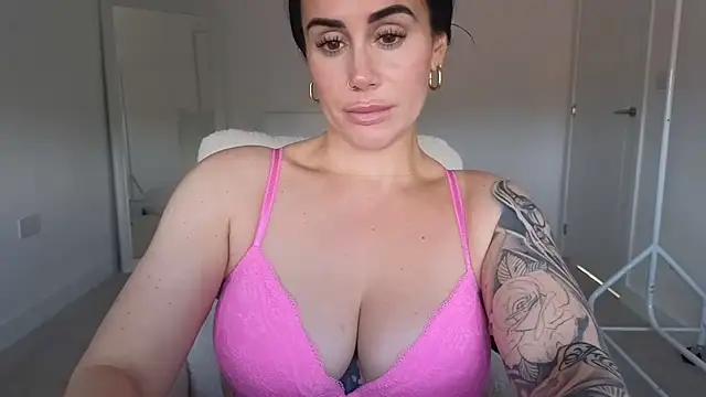 LibbyLoveHeartx Chat XXX in diretta