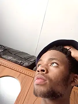 Czat XXX na żywo – HandsomeBoy990