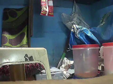 Živý XXX chat Precumking1