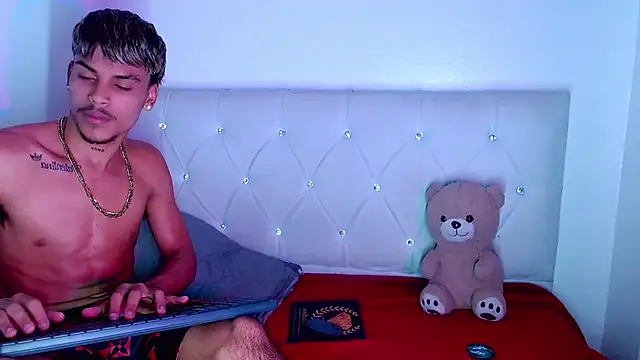 Онлайн чат XXX Angel_foxc13