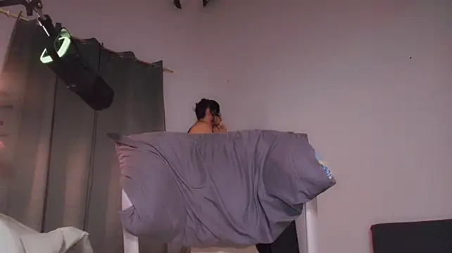 Czat XXX na żywo – heaven_puertas1