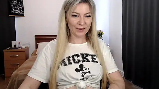 ParadiseAlina – Naživo XXX chat