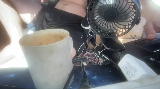 HotGentleman_3003 élő XXX-chatje