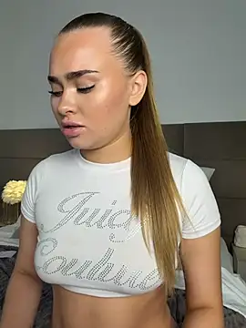 MonicaWestt Live XXX-chat