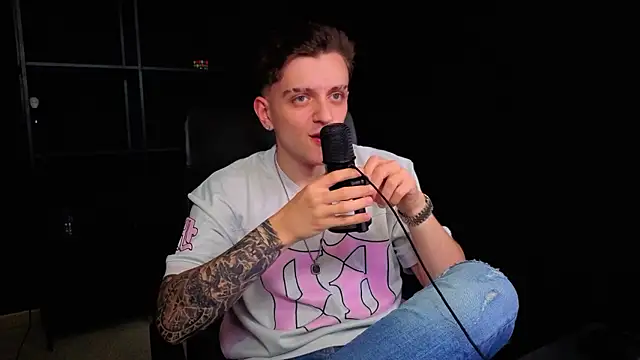 XXX chat uživo modela FelixStarkk