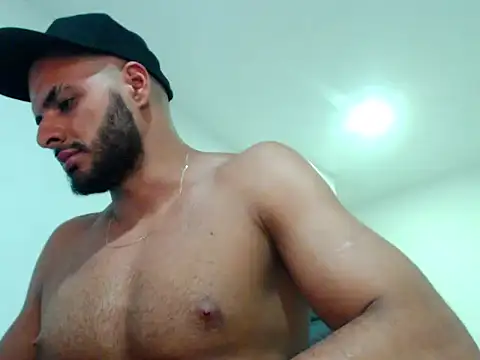 ThiagoToro Chat XXX live