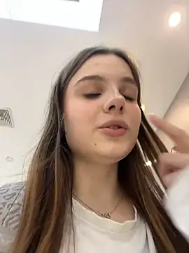 Lunabelle_ Chat XXX live