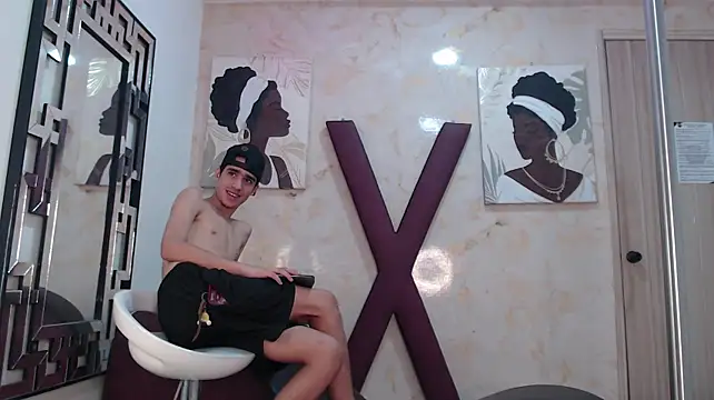 GOLDEN_BOSS – Live XXX-chat