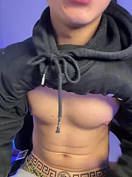 Chatroom XXX en direct de lian_fooxx