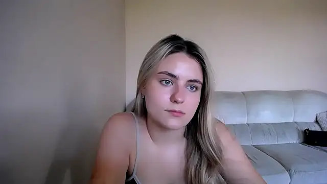 _shy_sabrina__'s Live XXX Chat