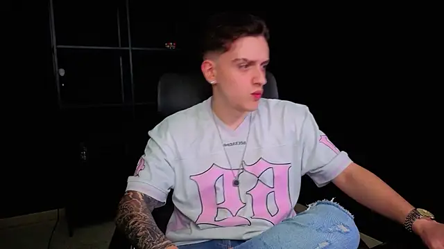 Chat XXX Live FelixStarkk
