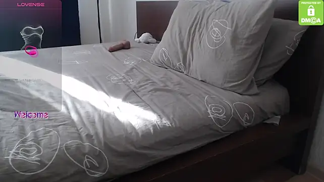Chat XXX Live _M_i_a___