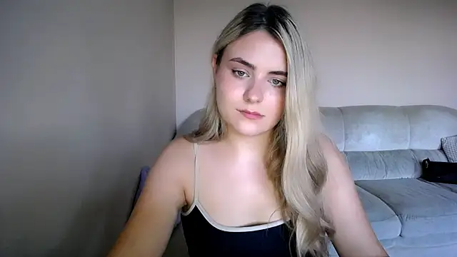_shy_sabrina__'s Live XXX Chat