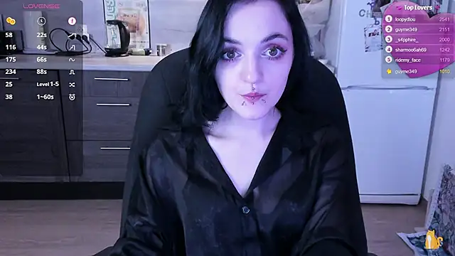lina__tyaaan Adlı Modelin Canlı XXX Sohbeti
